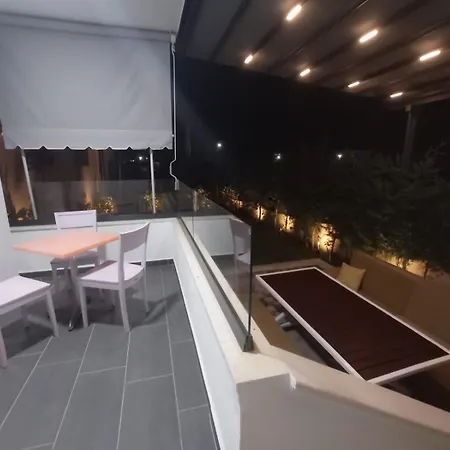 Vala Sea Breeze شقة دراس